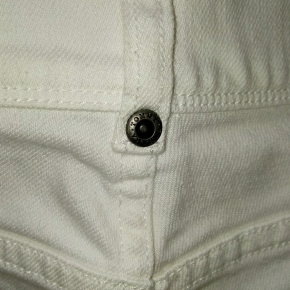 Tommy Bahama Island Cropped Denim - Picture 5 of 7